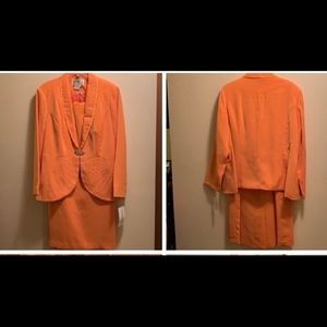 Franccesca 2-pc suit